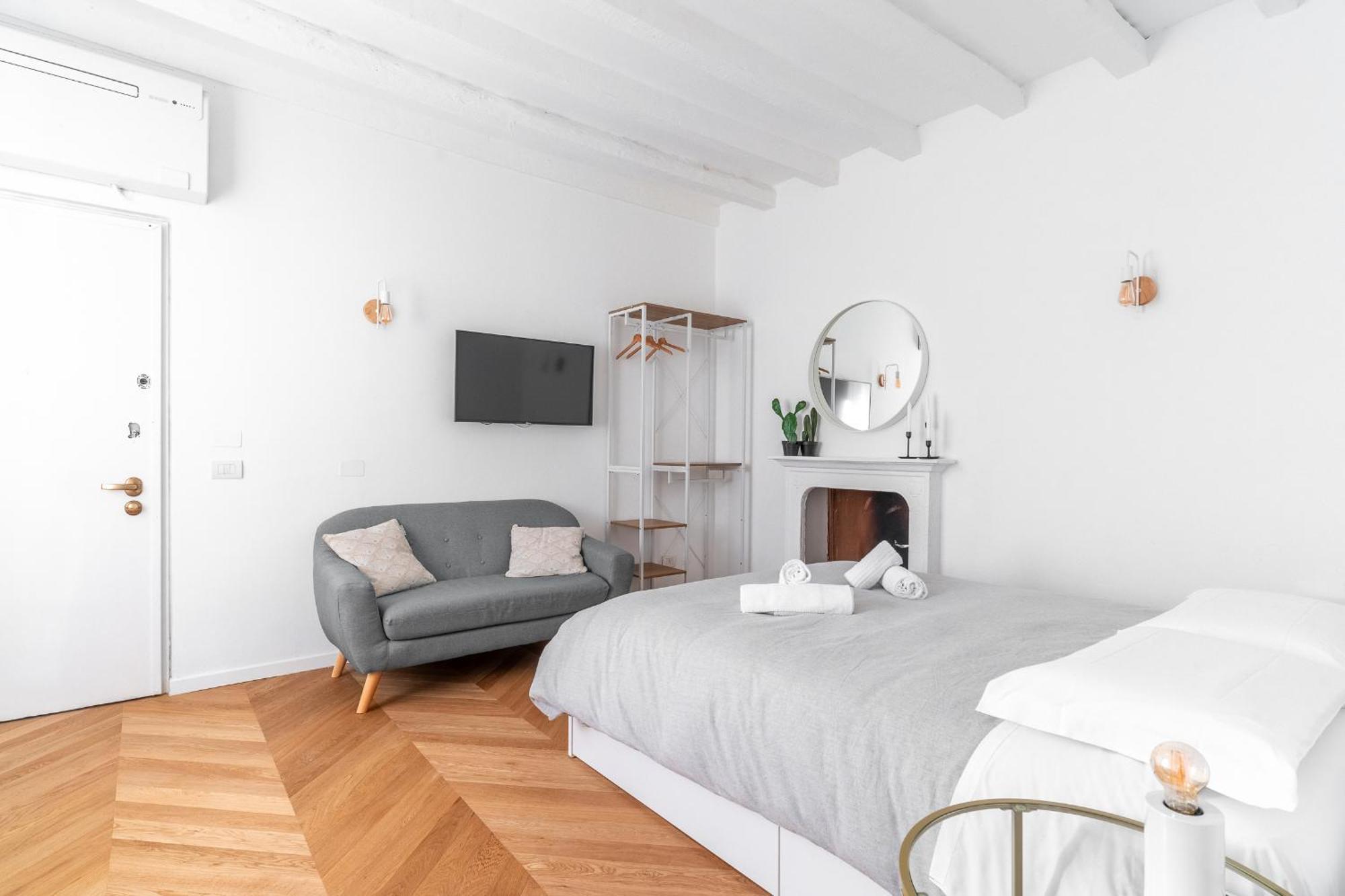 Milan Stay - Alzaia Naviglio Grande Ngoại thất bức ảnh